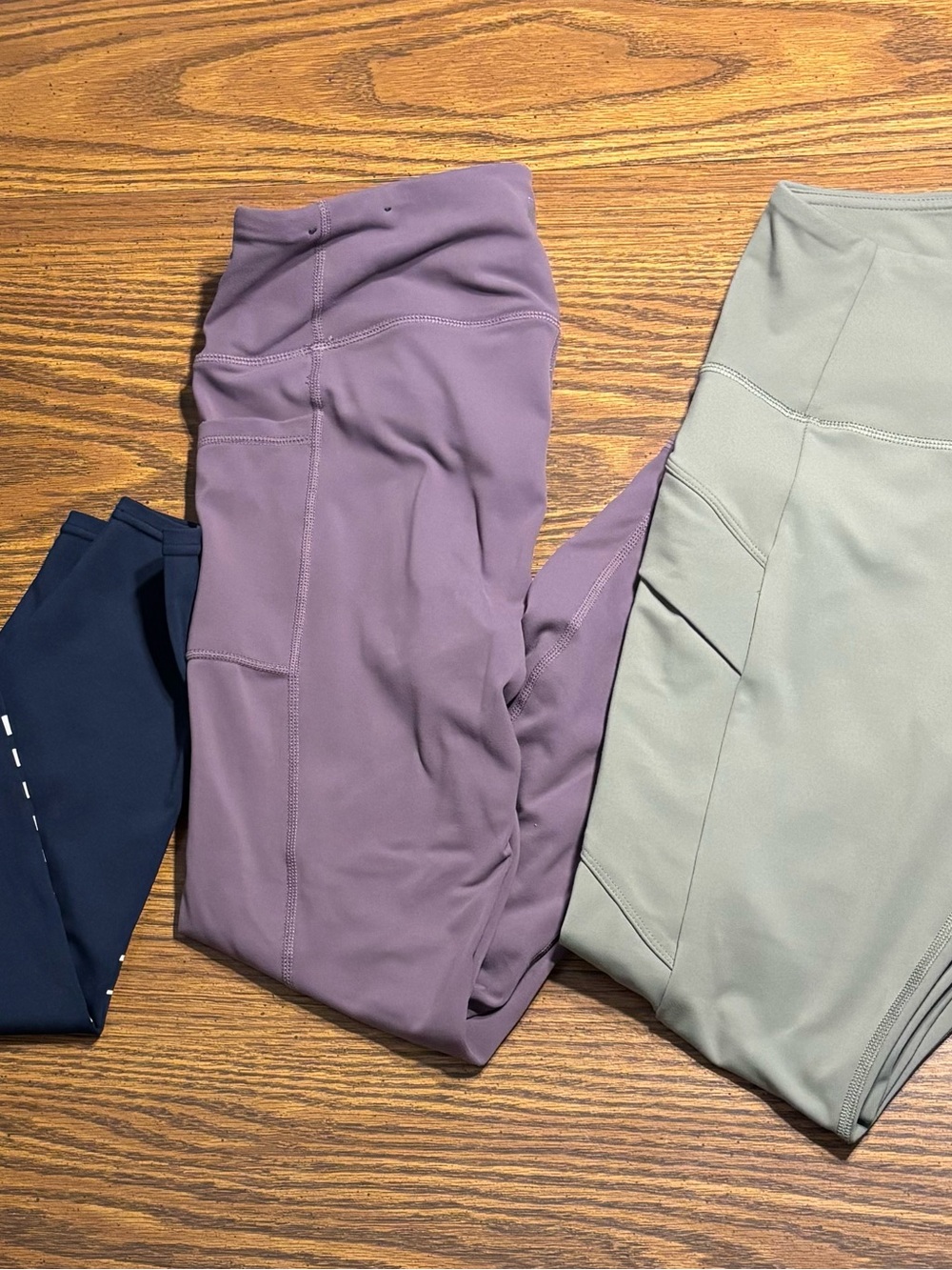 WORKOUT LEGGINGS BUNDLE Woman’s Size Small